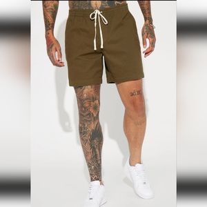 Men's olive twill volley shorts
